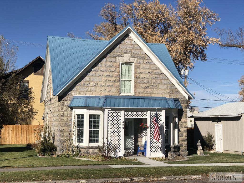409 Water Avenue - Photo 1