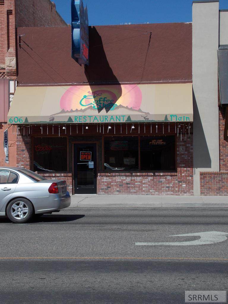 606 Main Street - Photo 1