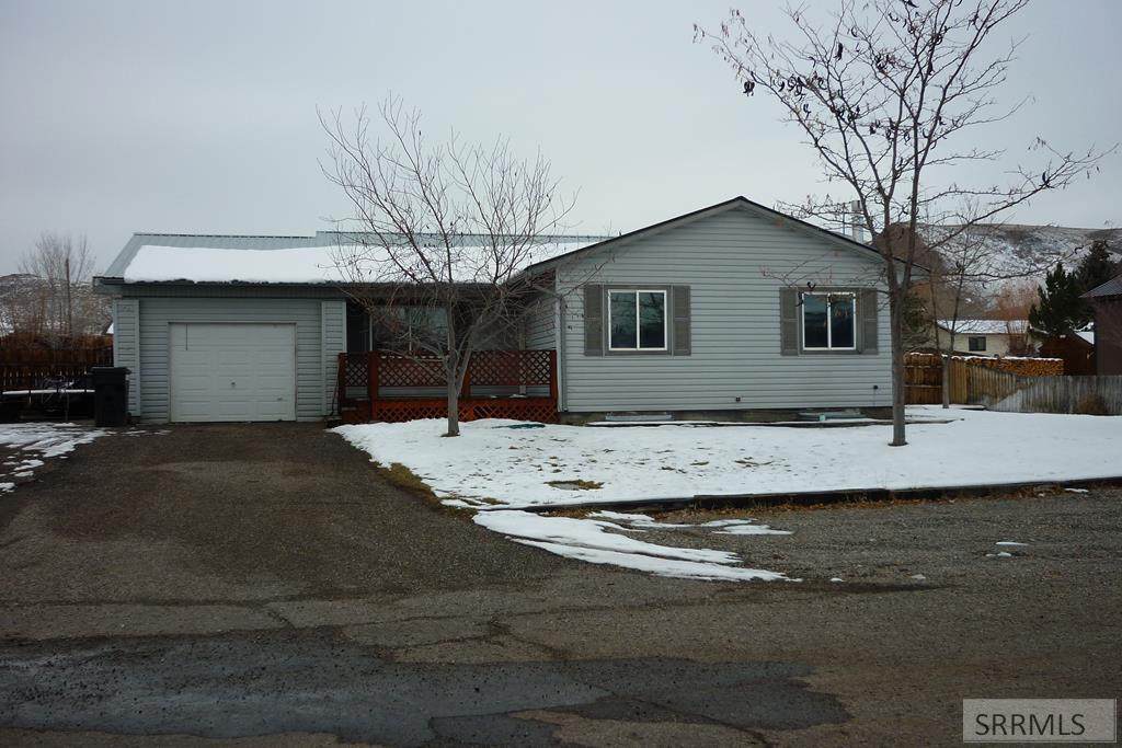 710 12th Street - Photo 1