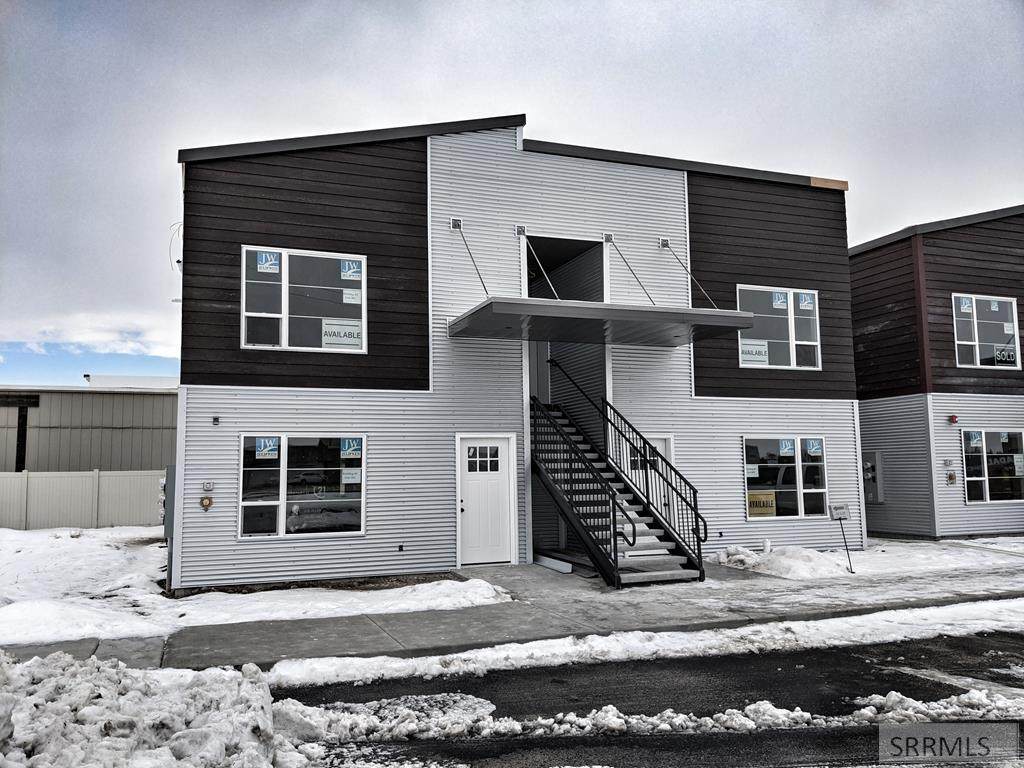 591 Turin Way - Photo 1