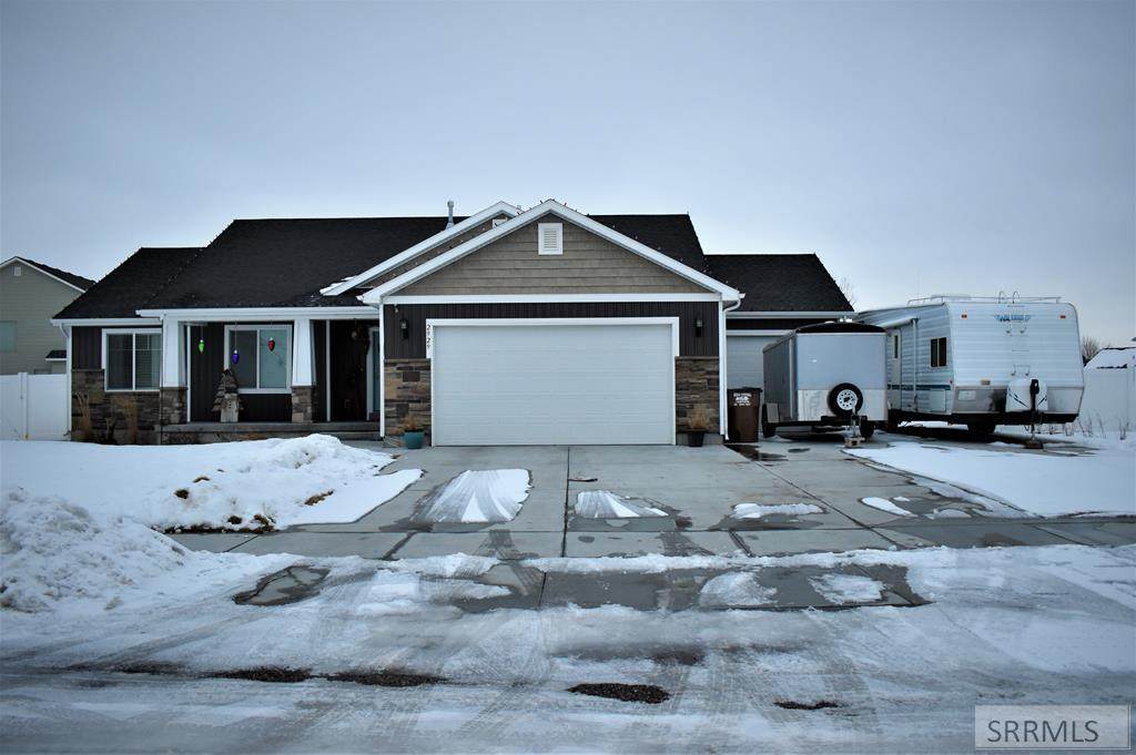 2929 Sandy Drive - Photo 1
