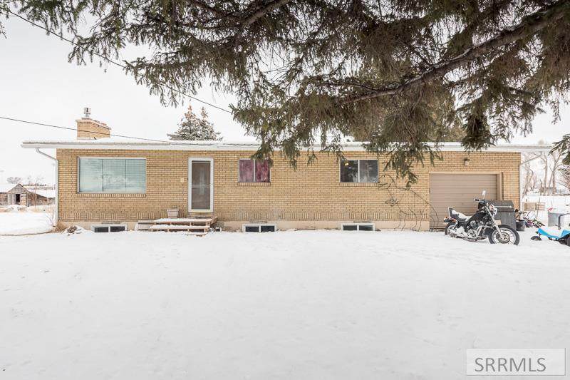 32 900 W - Photo 1