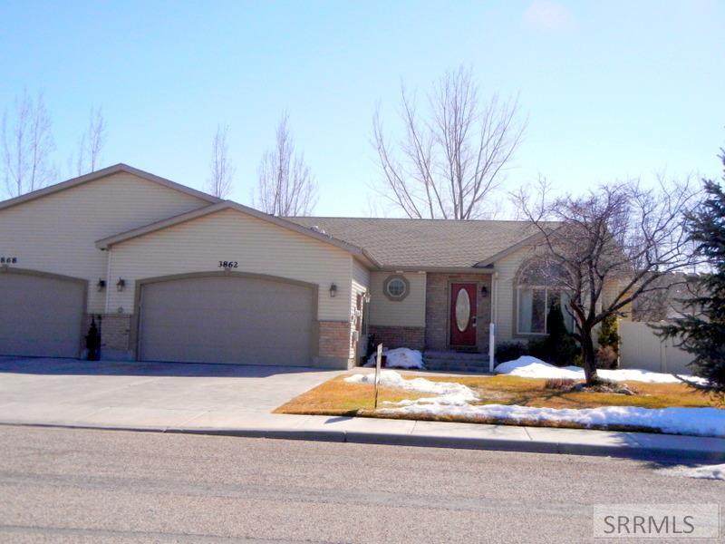 3862 Clearfield Lane - Photo 1