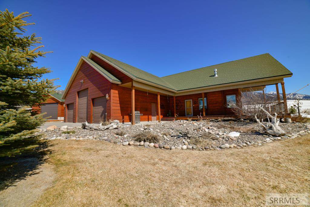 102 Elk Path - Photo 1