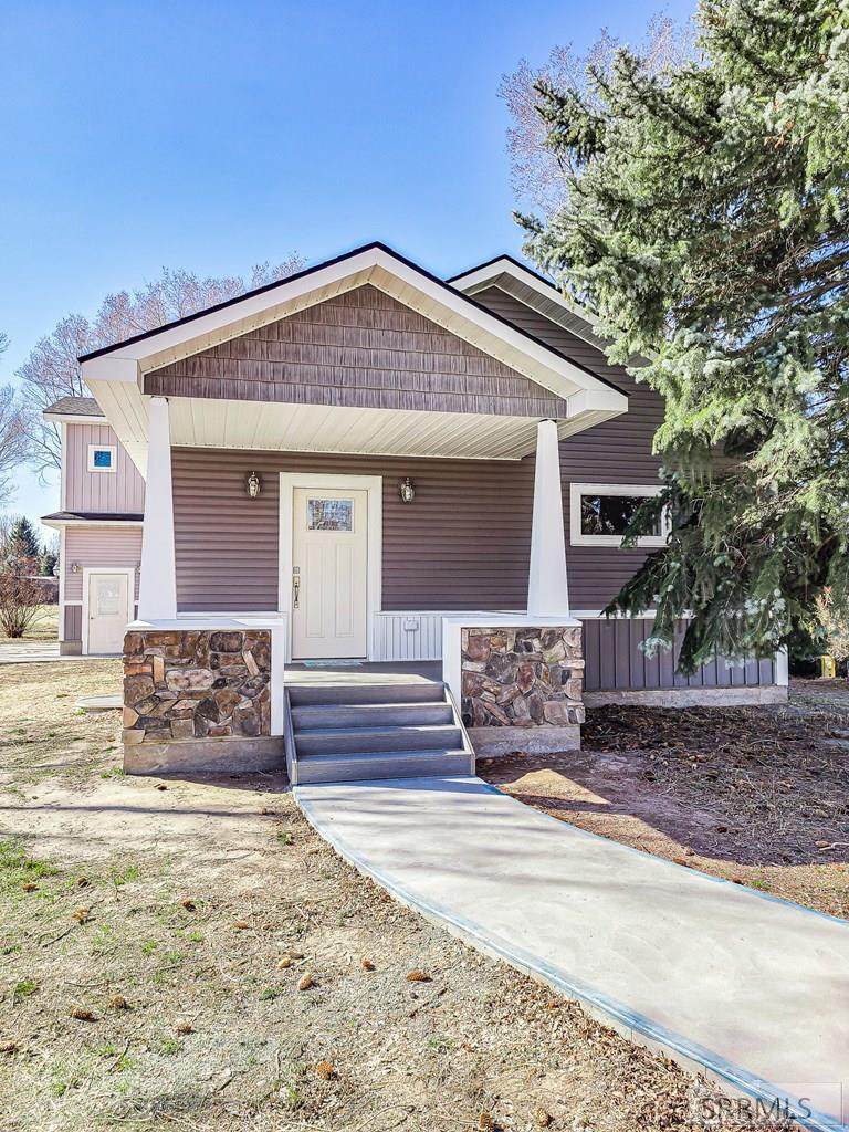 1640 Cromwell Lane - Photo 1