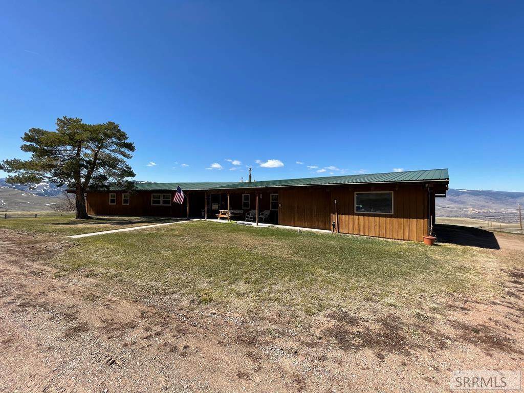 80 Mountain Avenue - Photo 1