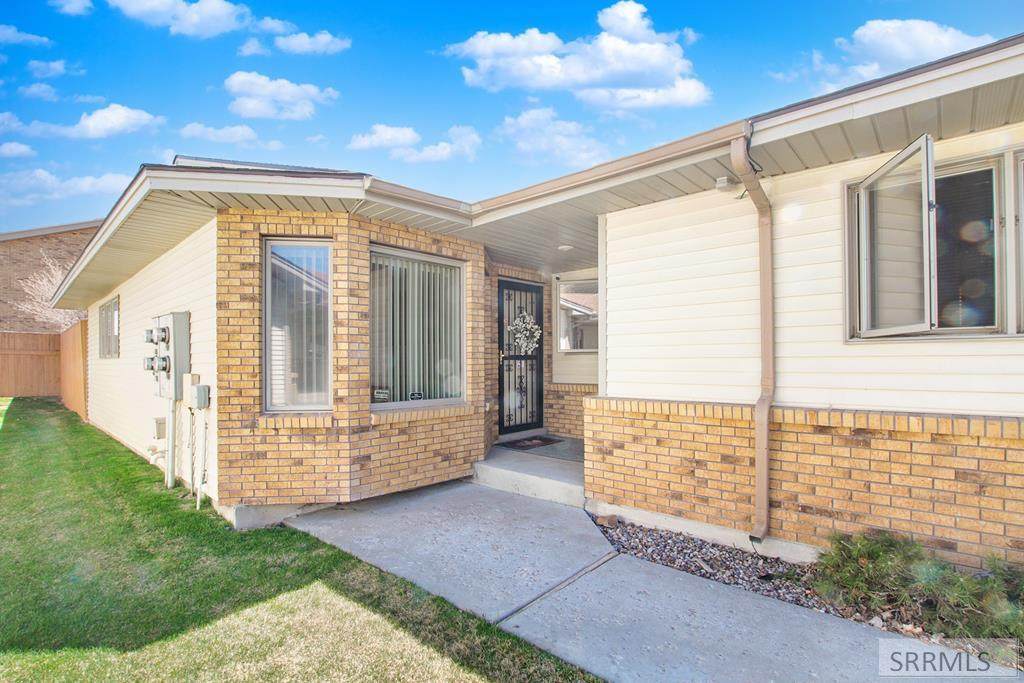 2101 Henryanna Avenue - Photo 1