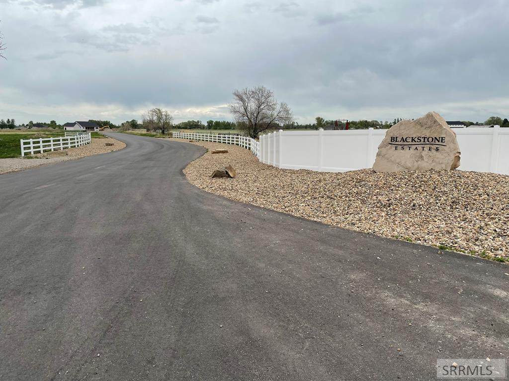 Lot 29 230 N - Photo 1
