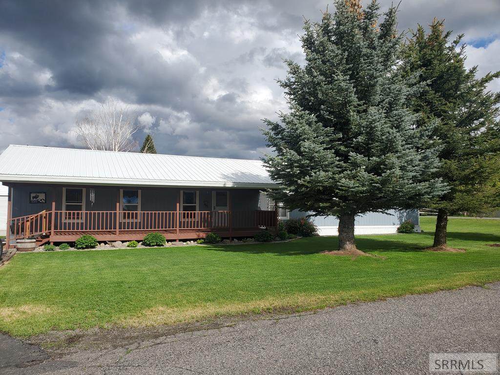 517 3rd Street - Photo 1