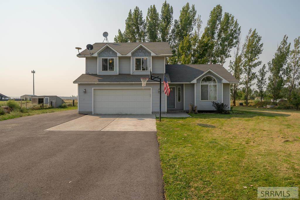 3738 38 N - Photo 1