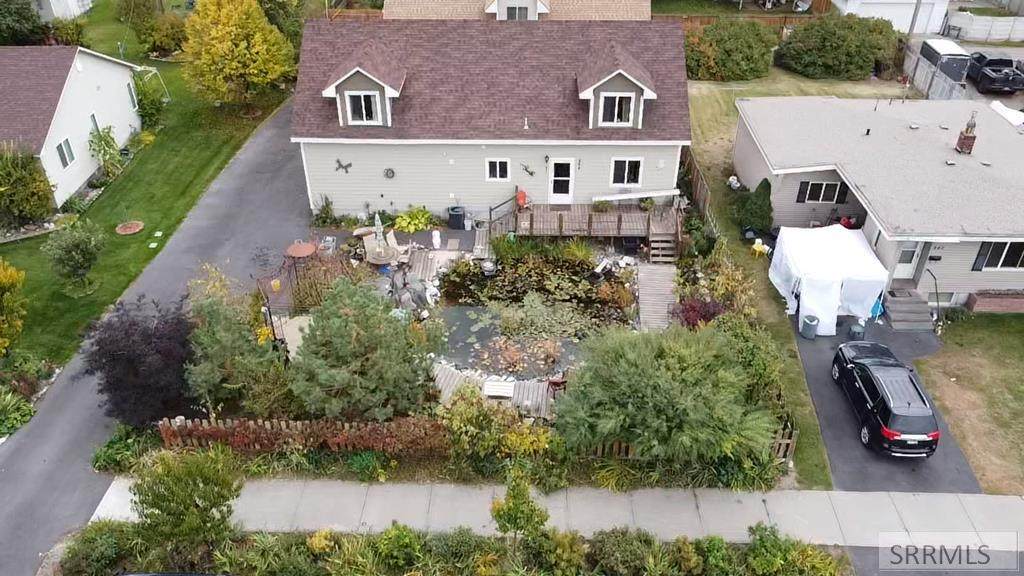 464 22nd Street - Photo 1
