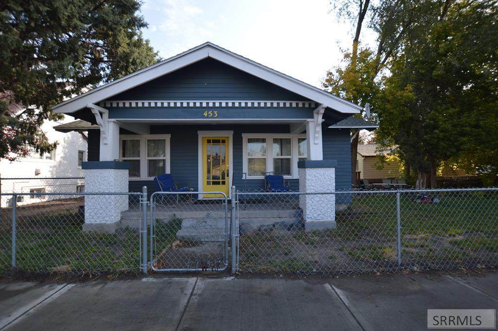 453 Boulevard - Photo 1