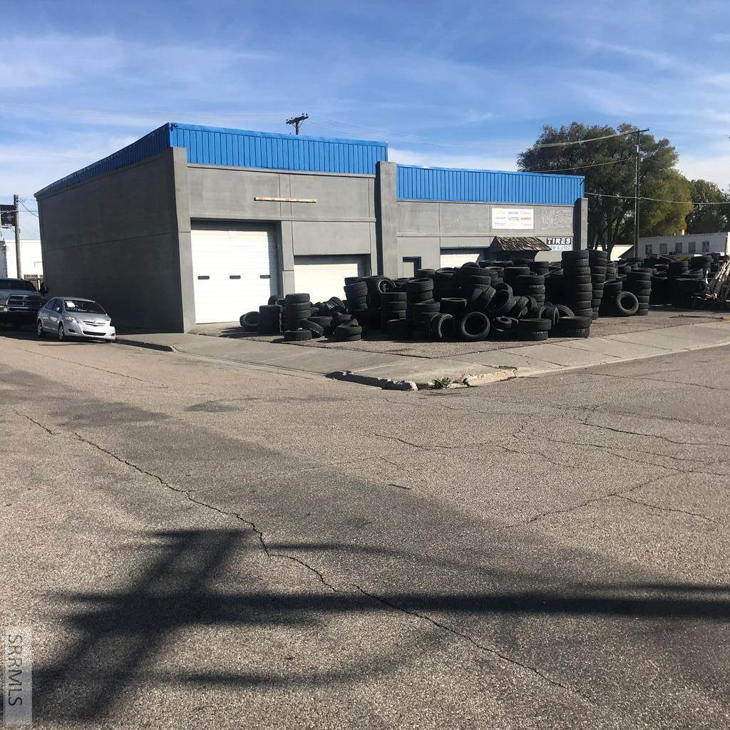 350 S Yellowstone Hwy - Photo 1