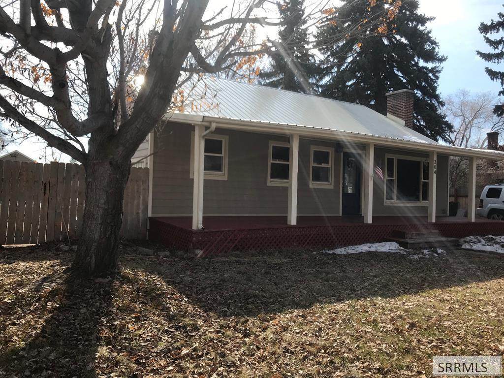 304 South St Charles - Photo 1