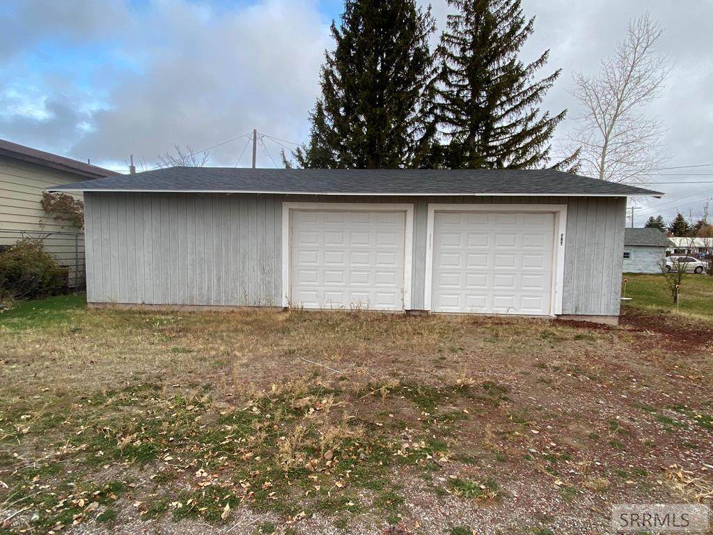3569 107 N - Photo 1