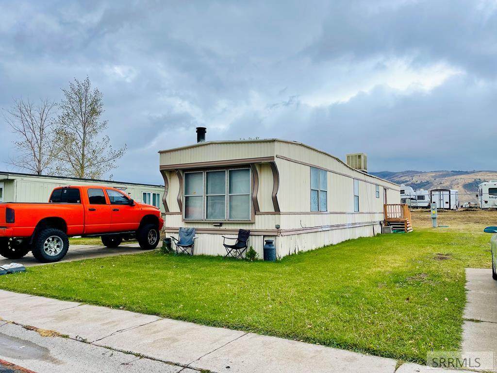 1900 Quinn Road - Photo 1