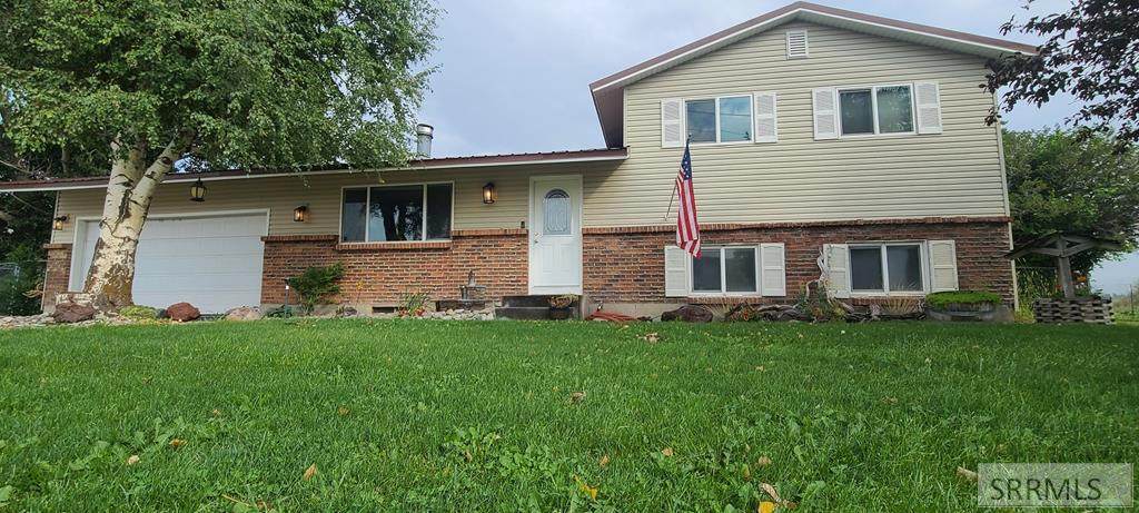 4914 65th S - Photo 1