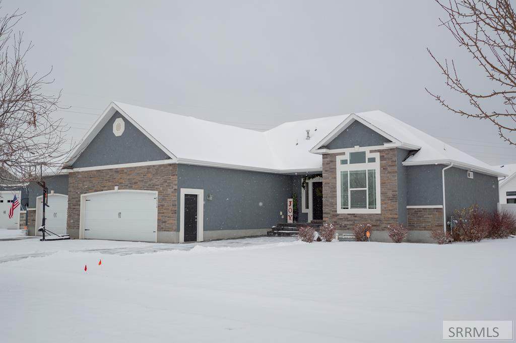 3336 Greenwillow Lane - Photo 1