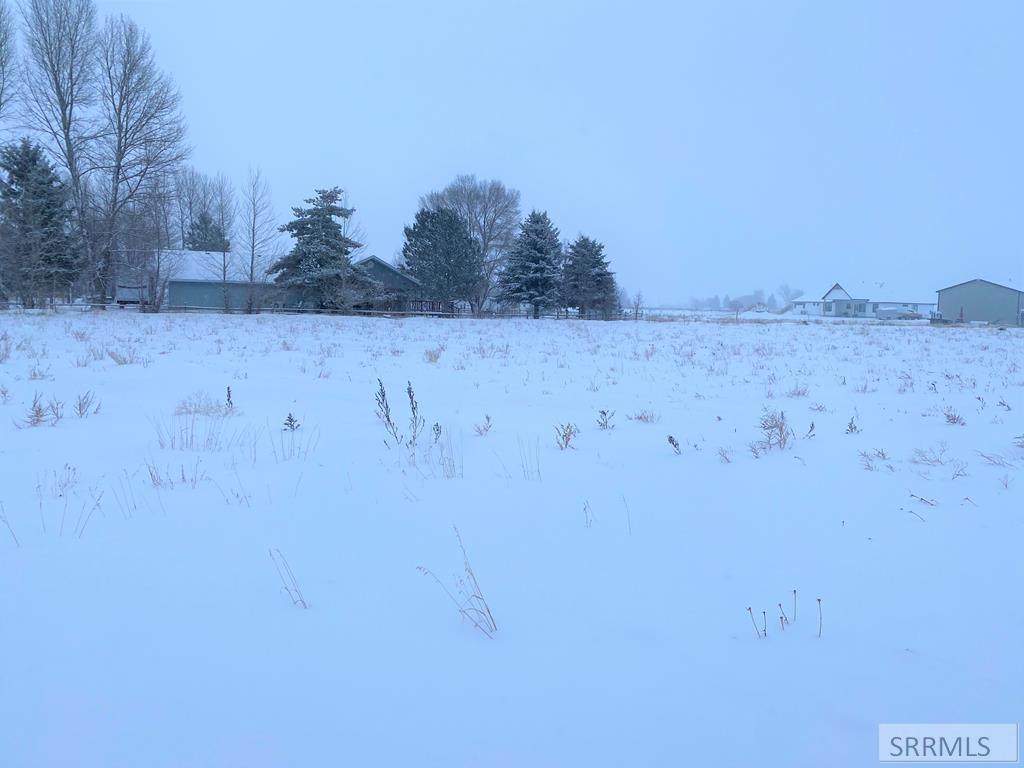 Lot 9 4150 E - Photo 1