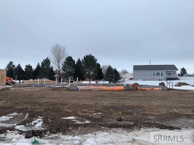 715 Twilight Drive - Photo 1