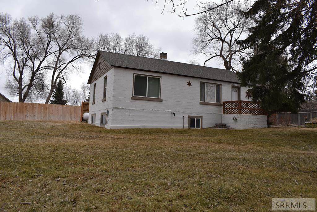 265 Ballard Road - Photo 1