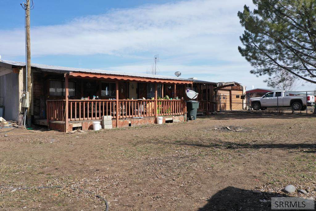 452 Hwy 39 - Photo 1