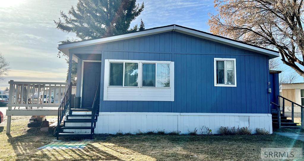 3607 Elswood Drive - Photo 1