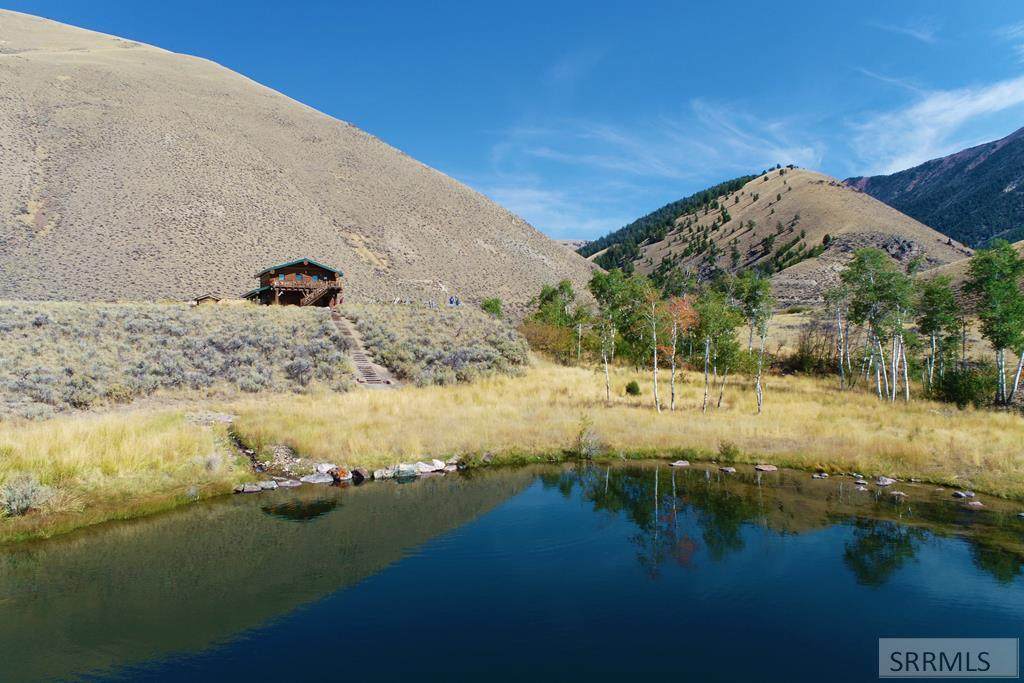 451 Peterson Creek Road - Photo 1