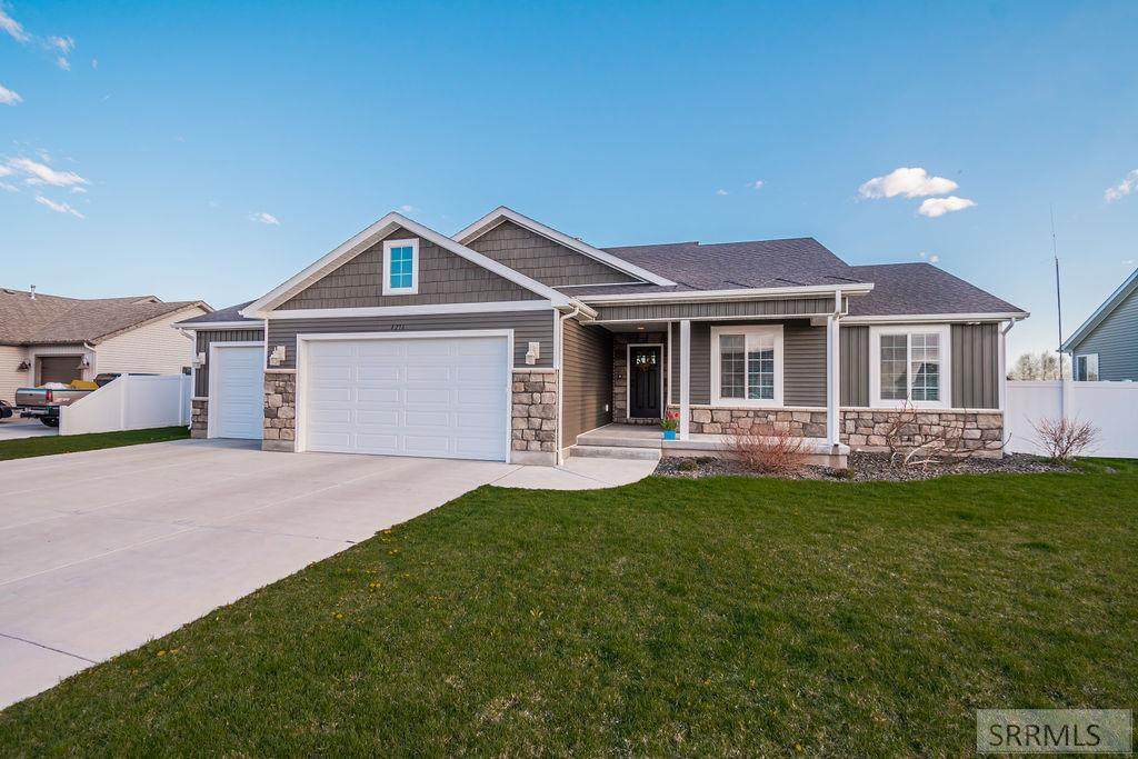 4216 Vision Drive - Photo 1