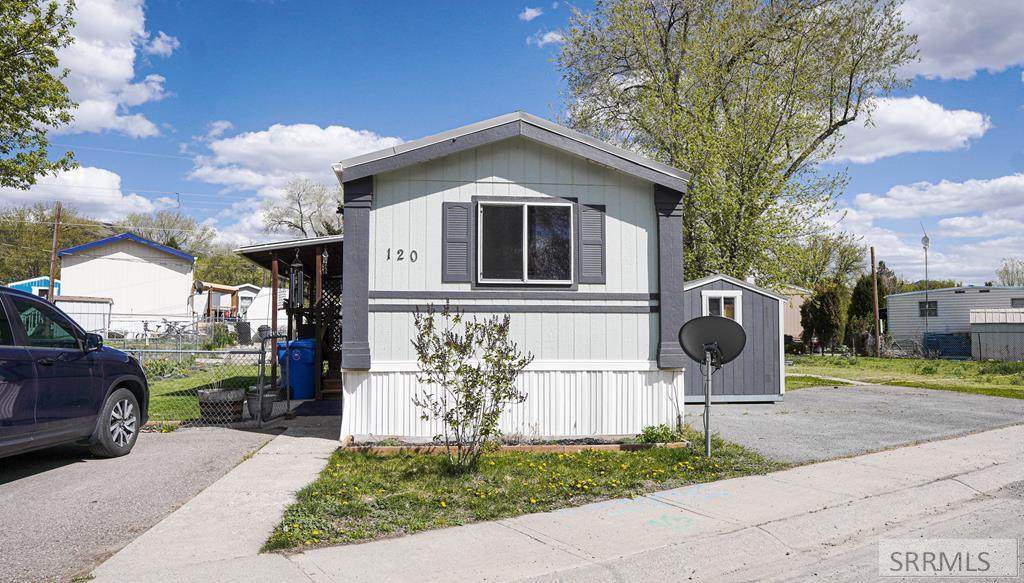 1002 Samuel Street - Photo 1
