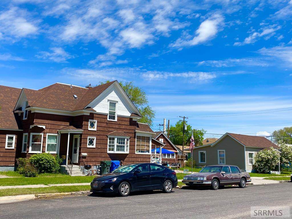 708 Arthur Street - Photo 1