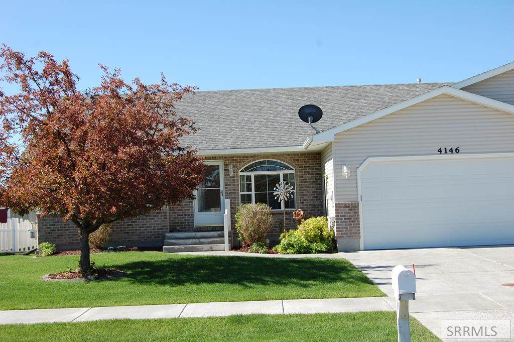 4146 Fairview Drive - Photo 1