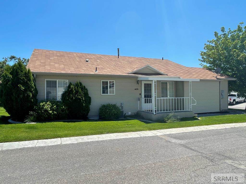 4676 Annies Avenue - Photo 1