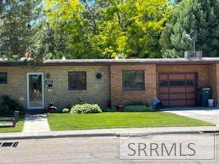 450 Sonny Street - Photo 1