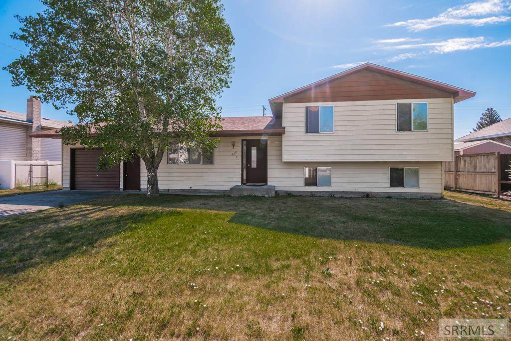 458 State Street - Photo 1