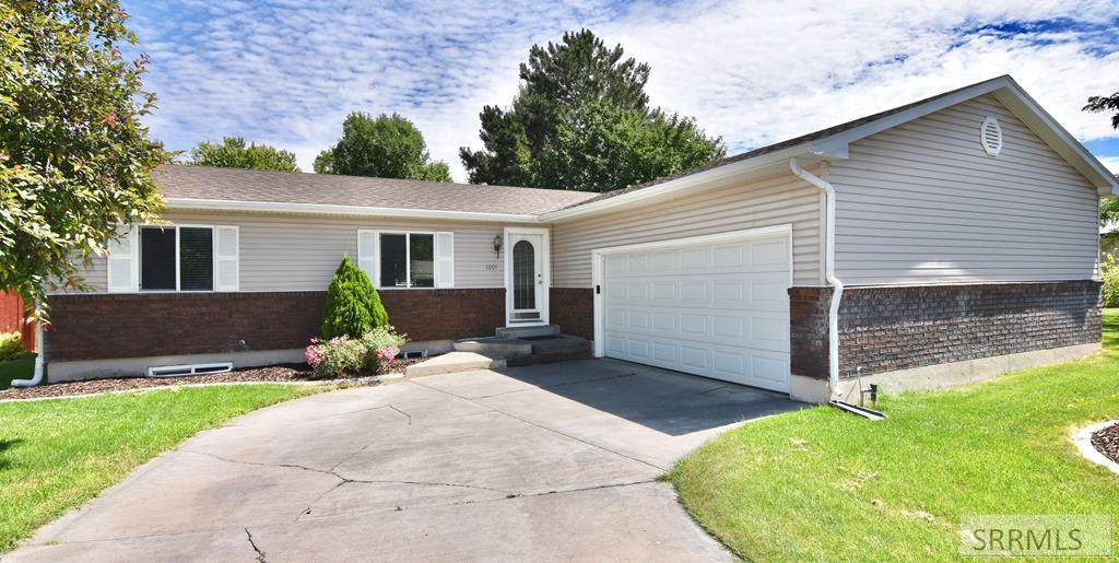 1001 Westcliff Drive - Photo 1