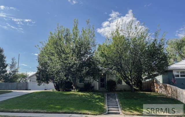 428 14th Street - Photo 1