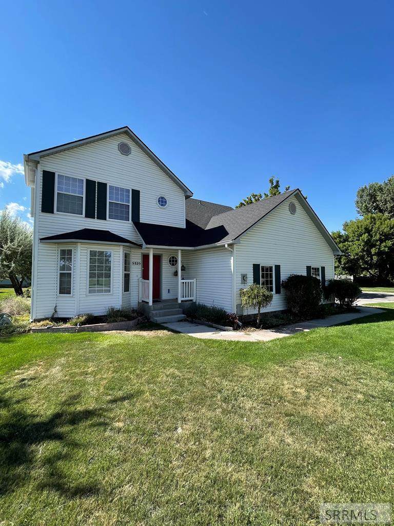 5325 Gleneagles Drive - Photo 1