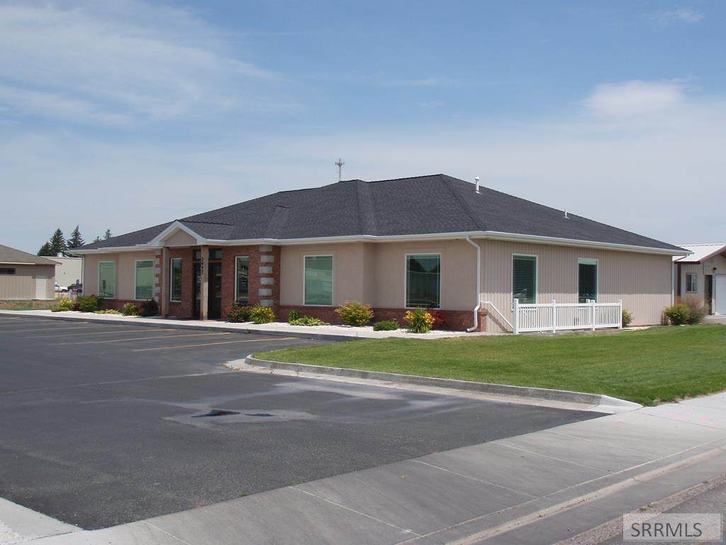 2647 14th N - Photo 1