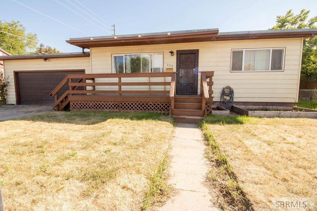 315 Cedar Street - Photo 1