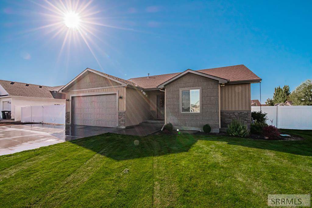 3580 Beretta Avenue - Photo 1