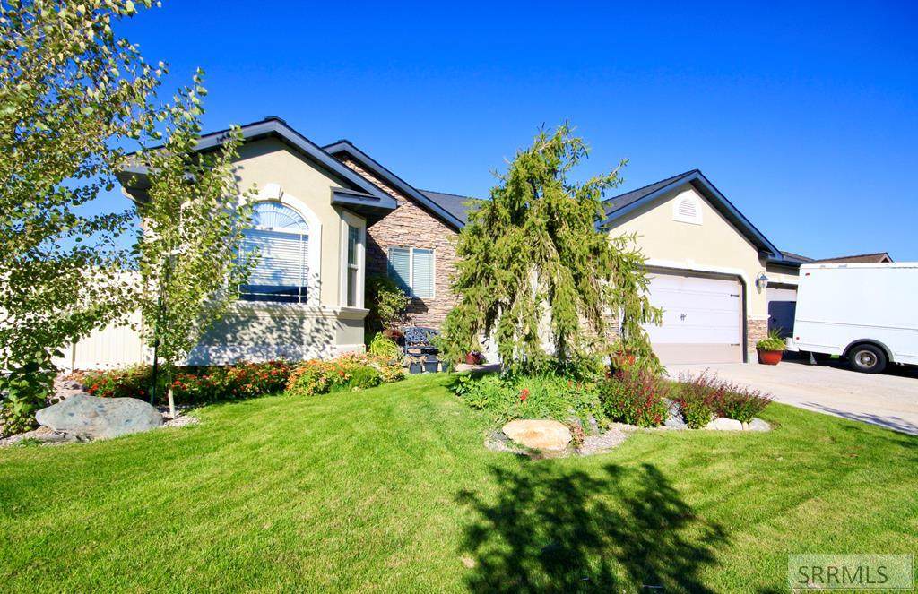 1386 Kiersten Drive - Photo 1