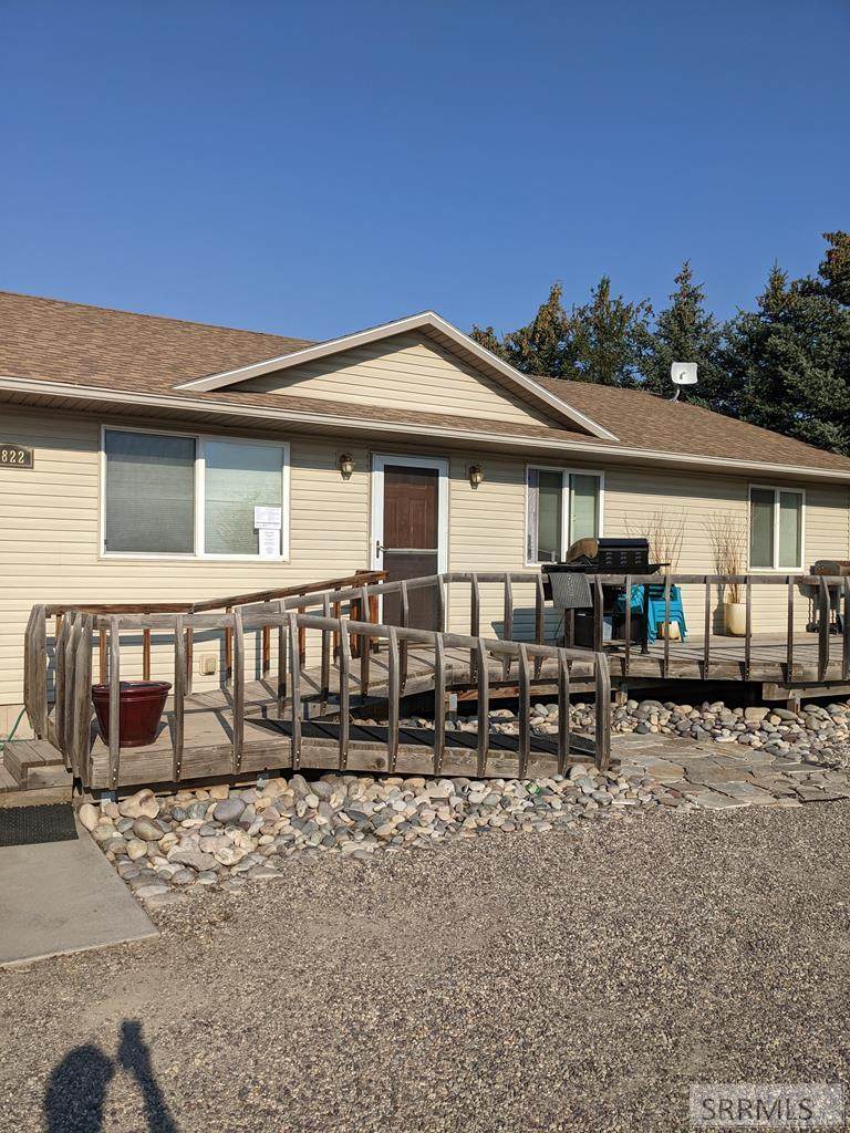 4822 Streeter Avenue - Photo 1