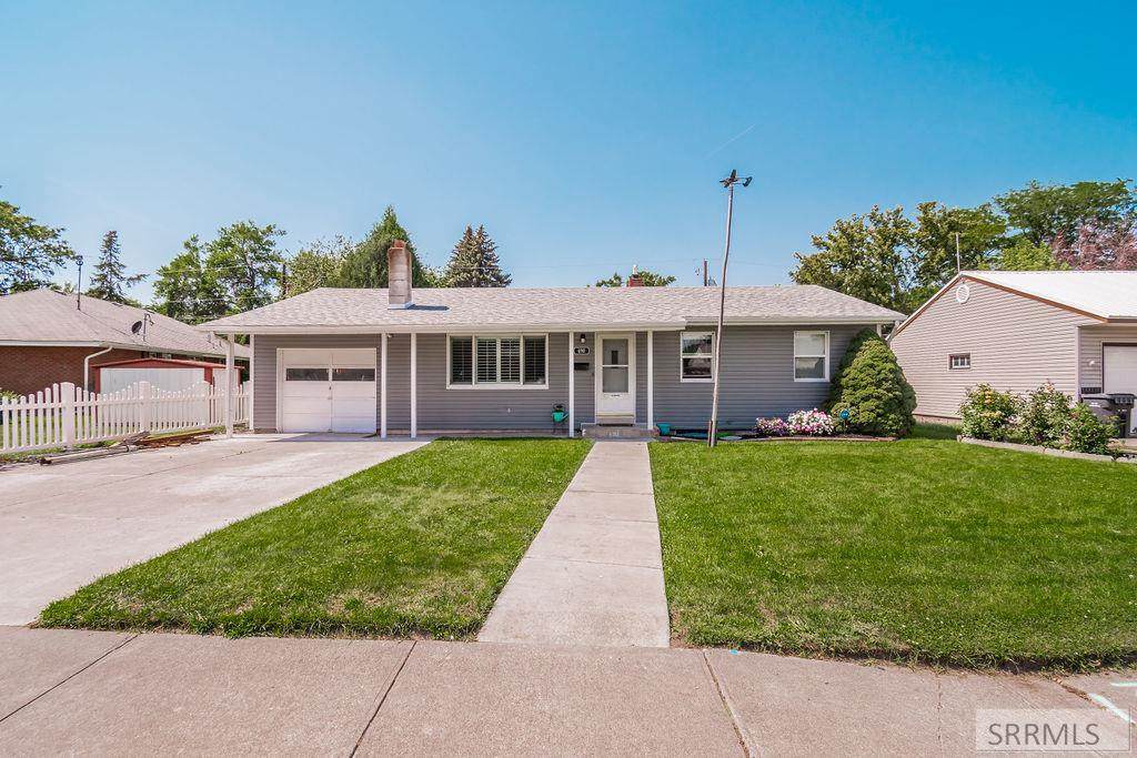 490 Tendoy Avenue - Photo 1