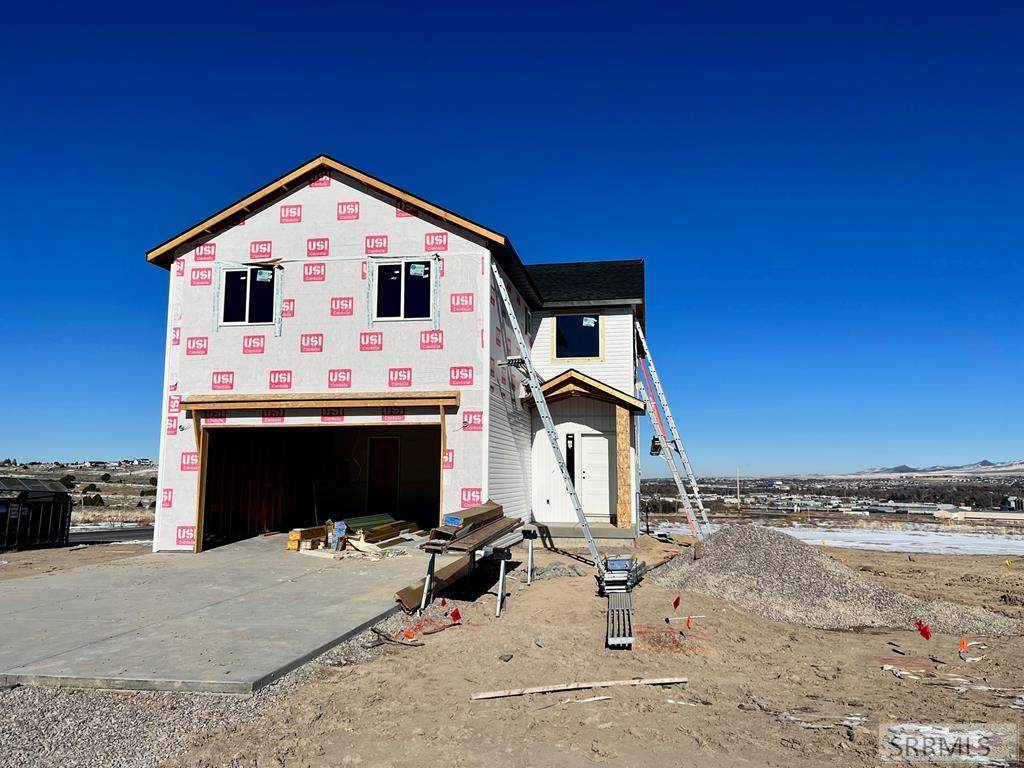 2092 Cortez - Photo 1