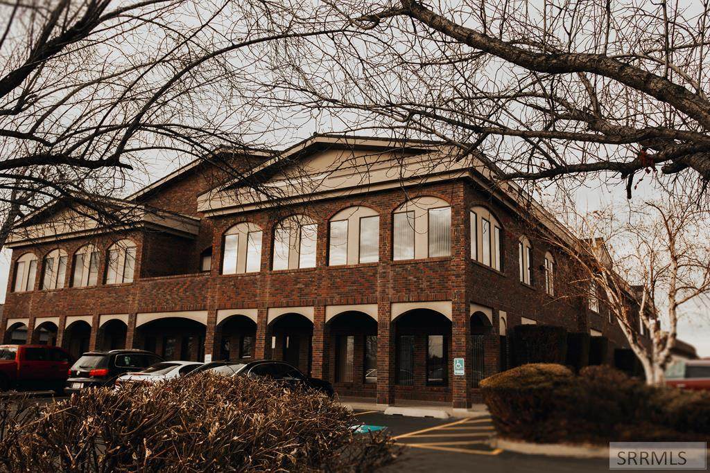 2235 E 25th - Photo 1
