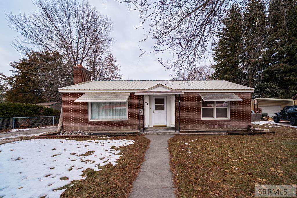 75 Horrocks Drive - Photo 1