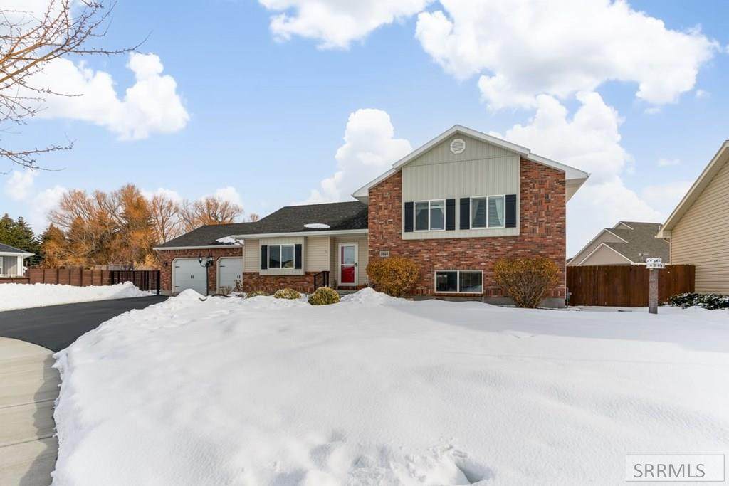1542 Alayssa Drive - Photo 1