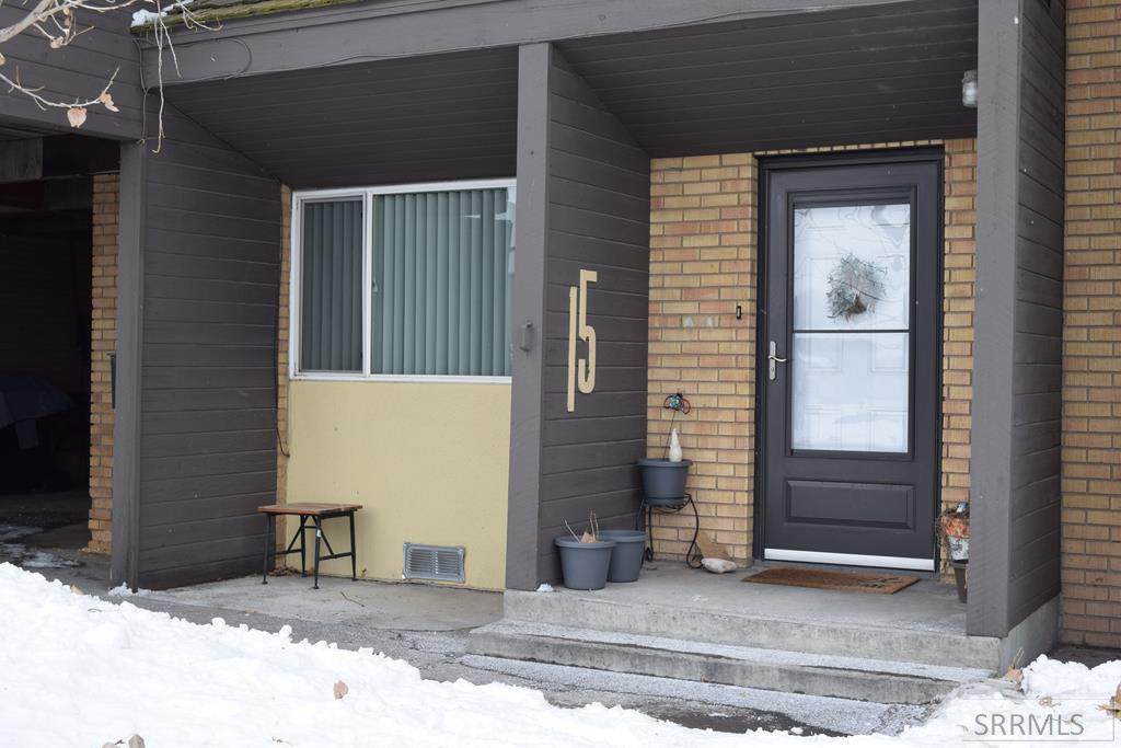 220 Fanning Avenue - Photo 1