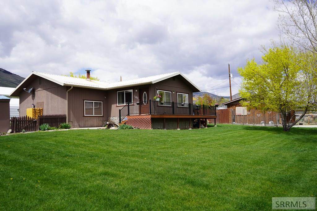 1305 Leadore Avenue - Photo 1